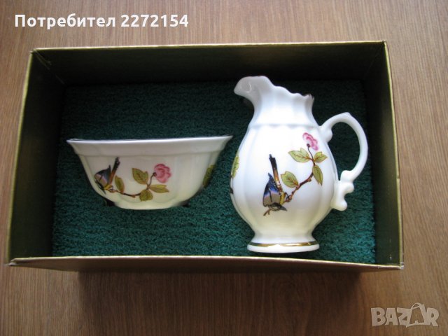 Каничка и чаша за саке-костен порцелан, снимка 1 - Антикварни и старинни предмети - 28270057