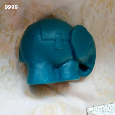 Стара българска касичка слон