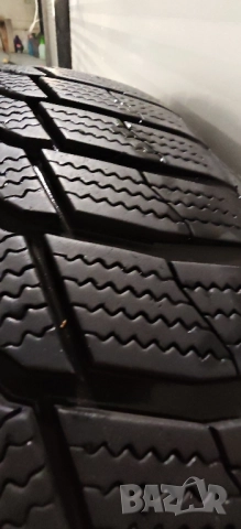 Продавам 2бр зимни гуми NEXEN с размер 275 40 19 , снимка 4 - Гуми и джанти - 52480192