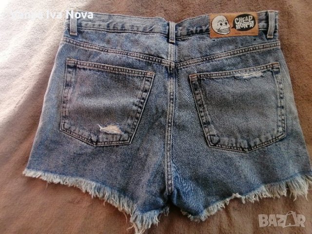Cheap monday дънкови панталонки, снимка 5 - Къси панталони и бермуди - 38002711