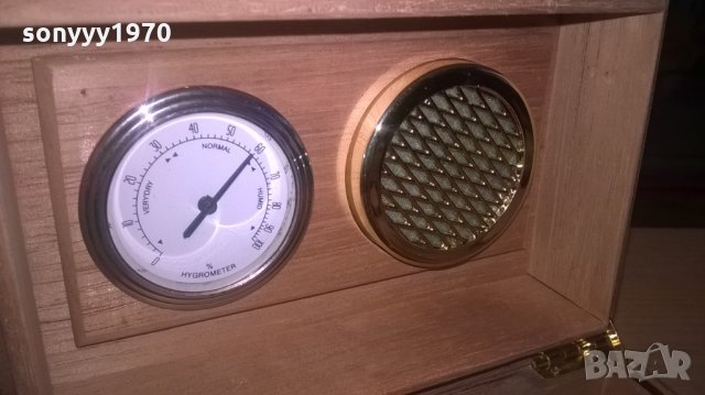 ХУМИДОР-Кутия за пури с влагомер от ароматно дърво-18Х12Х11СМ, снимка 9 - Колекции - 27387323