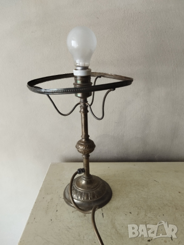Ретро настолна  лампа, снимка 1 - Настолни лампи - 44910127