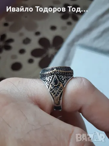Уникален мъжки бутиков сребърен пръстен с оникси, снимка 4 - Пръстени - 47880623
