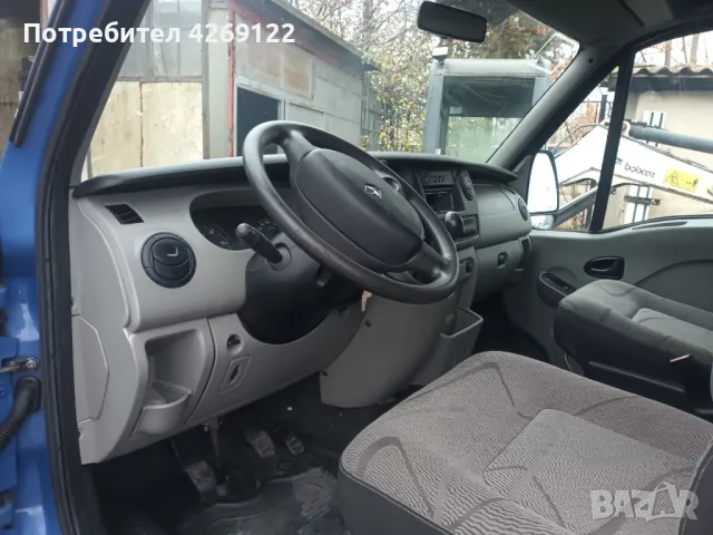 Renault 2.5d, 2005 г, снимка 8 - Бусове и автобуси - 47970684