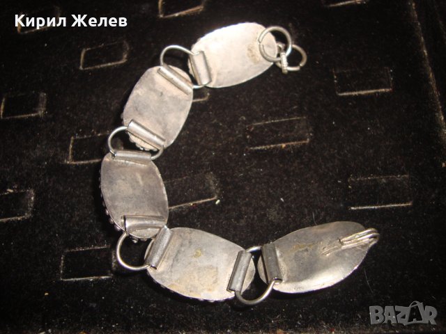 СТАРА ПОСРЕБРЕНА ОРИЕНТАЛСКА ГРИВНА ЕТНОРАФСКИ СТИЛ с ШЛИФОВАН БЯЛ ИВИЧЕСТ АХАТ 21701, снимка 4 - Гривни - 32537383