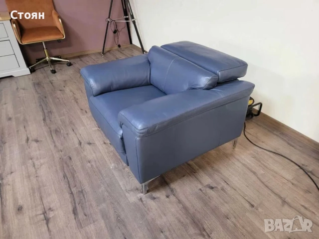Син кожен фотьойл с електрически релаксиращ механизъм, снимка 7 - Дивани и мека мебел - 52010940