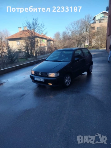 VW Polo 1.4i Климатик, снимка 3 - Автомобили и джипове - 53110190