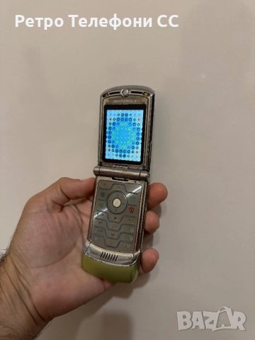 Motorola v3i V3i Gold цвят Златист Бг меню, снимка 3 - Motorola - 51840392