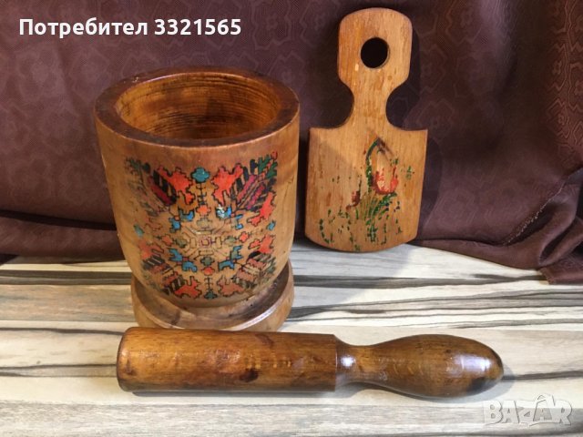 Стар дървен хаван, снимка 1 - Антикварни и старинни предмети - 43252916