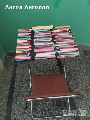 Продавам сгъваемо ученическо бюро., снимка 4 - Други стоки за дома - 51862716