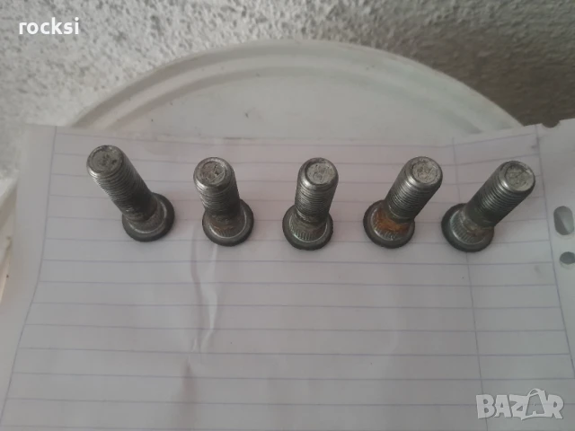 Шпилки за главина за Хюндай И-30 от 2006г. до 2017г., снимка 2 - Части - 50902650