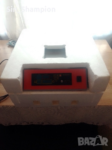 Инкубатор 48 яйца/автоматичен/