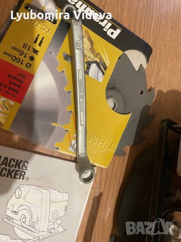 Циркуляр Black&Decker, снимка 3 - Циркуляри - 43675329