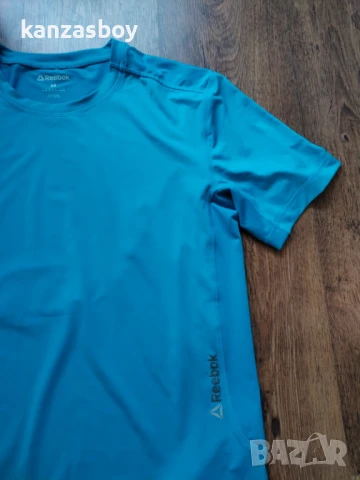 reebok - страхотна мъжка тениска КАТО НОВА М, снимка 5 - Тениски - 50952063