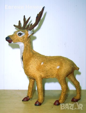 ОБЕМНА  ФИГУРА  НА  " ЕЛЕНЧЕТО  НА  ДЯДО   КОЛЕДА " - СУВЕНИР, УКРАСА  ЗА  ИНТЕРИОРА - ЗА  8 лева.