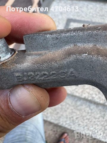 Горна и долна панта комплект за предна дясна врата на Range Rover Evoque само за 80лв. BJ32223A, снимка 12 - Части - 53117096