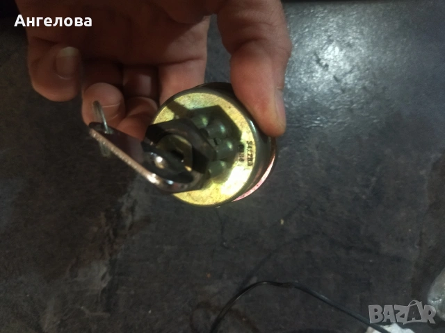 Контактен ключ, снимка 2 - Части - 53461132