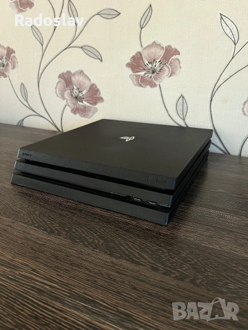 PS4 pro 1tb дава се с 9 игри