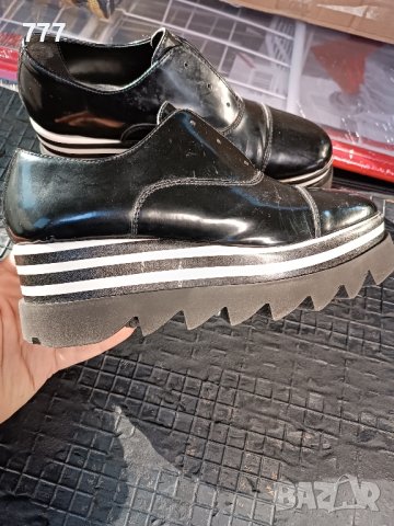 обувки , снимка 4 - Дамски ежедневни обувки - 43811782