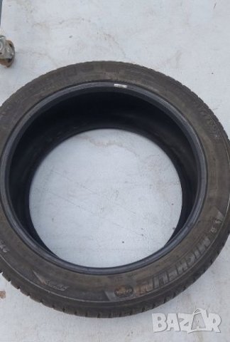 Зимни гуми Michelin 275/45 R21, снимка 2 - Гуми и джанти - 43310819