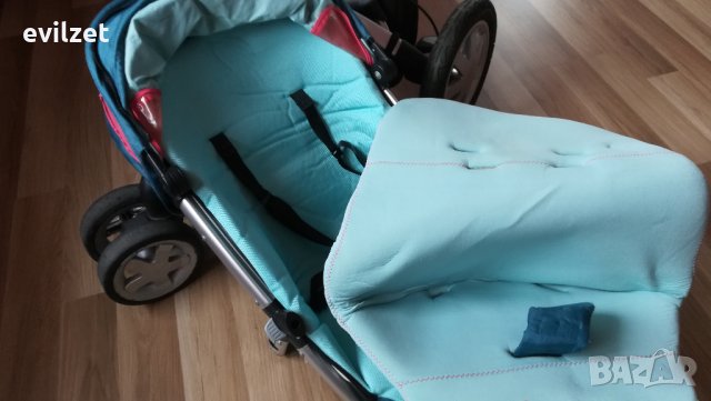 Много запазена бебешка/детска количка  Quinny Speedy, снимка 13 - Детски колички - 32615862