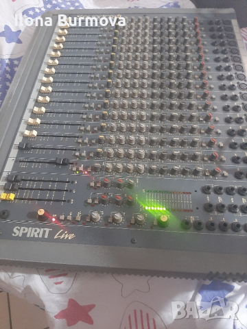 MIXER "SOUNDCRAFT" SPIRIT LIVE -16 КАНАЛА, снимка 1 - Ресийвъри, усилватели, смесителни пултове - 44909508