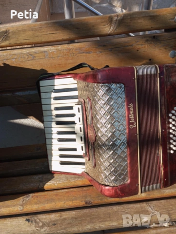 АКОРДЕОН WELTMEISTER, снимка 3 - Акордеони - 53152467