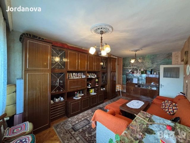 Четиристаен апартамент