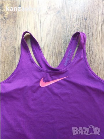 Nike Women's Pro Tank - страхотен дамски потник КАТО НОВ, снимка 3 - Потници - 32924157
