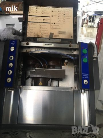 Професионална кафемашина, снимка 3 - Кафе машини - 27271152