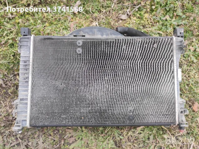 продавам радиатор mercedes Benz C class 