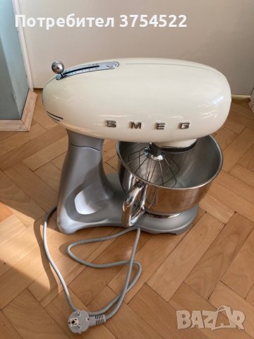 Планетарен миксер Smeg - SMF02CREU, 800W, снимка 2 - Миксери - 43501158