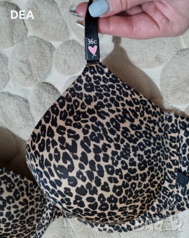 Тигров сутиен Victoria’s Secret push-up 36C-50 evro НОВ, снимка 4 - Бельо - 40243754