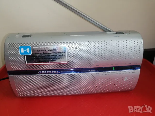 FM/MW/SW радиоприемник GRUNDIG Music Boy 50, снимка 2 - Радиокасетофони, транзистори - 49781637