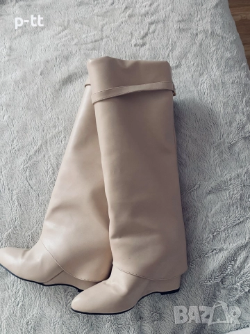 Красиви ботушки без драскотина !