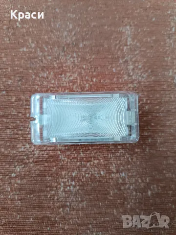 Плафон за багажник за Dacia Duster, Sandero , снимка 2 - Аксесоари и консумативи - 49450556