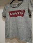Оригинална дамска тениска Levi's, снимка 1 - Тениски - 38042759