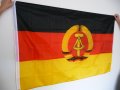 Ново Знаме на Източна Германия ГДР Трабант Берлинската стена, снимка 2