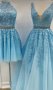 Бална рокля от 3 Д дантела в синьо, снимка 1 - Рокли - 43605831