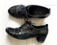 дамски обувки от лак с крокодилска текстура, снимка 1 - Дамски ежедневни обувки - 32242129