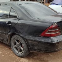 Mercedes C200 2.2CDI - 122к.с. 2003г на части, снимка 4 - Автомобили и джипове - 43987358