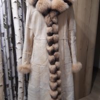 Yves Salomon дамско палто от естествена кожа размер 42, снимка 1 - Якета - 43669031