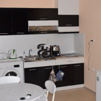 Нов двустаен апартамент в старата част на Поморие край морето, снимка 5 - Квартири, нощувки - 28870228