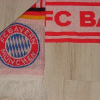 Оригинален плетен футболен фен шал на Байерн Мюнхен Bayern München от сезон 2007/08 с голям размер, снимка 2 - Фен артикули - 35135337