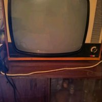 Ретро телевизор, снимка 1 - Антикварни и старинни предмети - 43739452