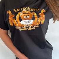 Дамски тениски Moschino, снимка 2 - Тениски - 36773873