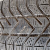 Зимни гуми ,Пирели  Pirelli winter 210, снимка 1 - Гуми и джанти - 38315321