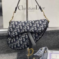 Дамска чанта Dior, снимка 1 - Чанти - 30464183