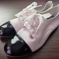 Дамски пролетни обувки Tamaris White Oxford от естествена кожа, снимка 1 - Дамски ежедневни обувки - 34764713