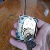 Стара брава бравичка Yeti #2, снимка 2 - Други ценни предмети - 44881175